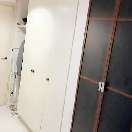 Charming In 42 M² With Pool View * 헬싱키