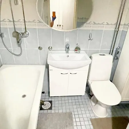 Charming In 42 M² With Pool View 아파트 헬싱키