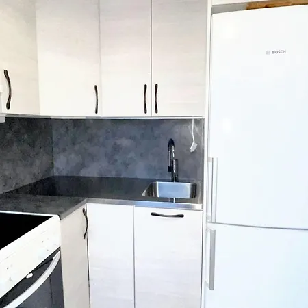 Daire Charming In 42 M² With Pool View