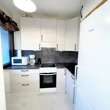 Charming In 42 M² With Pool View Appartement