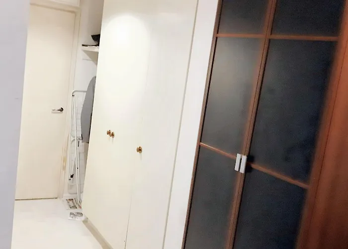 Charming In 42 M² With Pool View * Helsinki