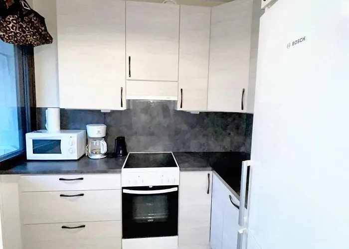 Charming In 42 M² With Pool View Apartment