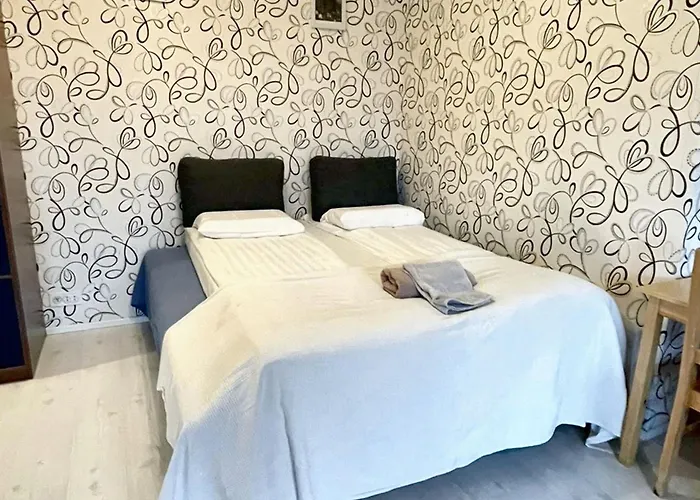 Charming In 42 M² With Pool View