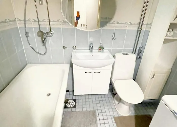 Charming In 42 M² With Pool View Apartment Helsinki