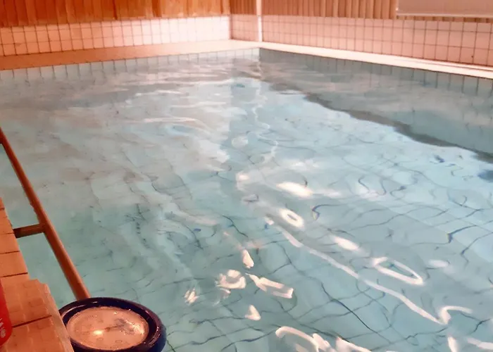 Charming In 42 M² With Pool View * ヘルシンキ